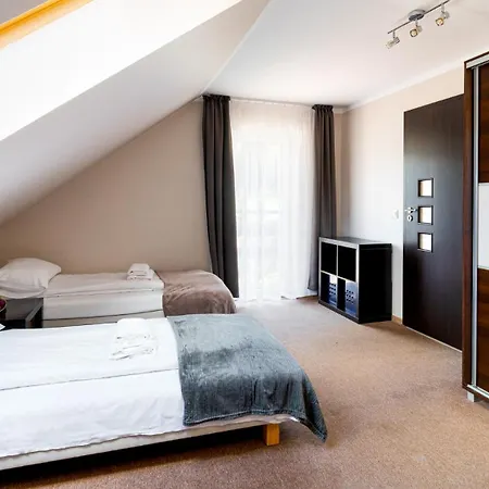 Czerwony Dworek - Duzy Teren Zielony, Plac Zabaw, Miejsce Na Grilla I Staw Z Mozliwoscia Wedkowania, Boisko * Mysłakowice