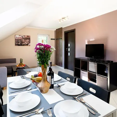 Czerwony Dworek - Duzy Teren Zielony, Plac Zabaw, Miejsce Na Grilla I Staw Z Mozliwoscia Wedkowania, Boisko Appartement