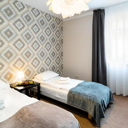 Czerwony Dworek - Duzy Teren Zielony, Plac Zabaw, Miejsce Na Grilla I Staw Z Mozliwoscia Wedkowania, Boisko Mysłakowice