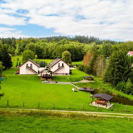 Appartement Czerwony Dworek - Duzy Teren Zielony, Plac Zabaw, Miejsce Na Grilla I Staw Z Mozliwoscia Wedkowania, Boisko *
