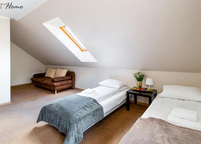 Czerwony Dworek - Duzy Teren Zielony, Plac Zabaw, Miejsce Na Grilla I Staw Z Mozliwoscia Wedkowania, Boisko Апартаменты *