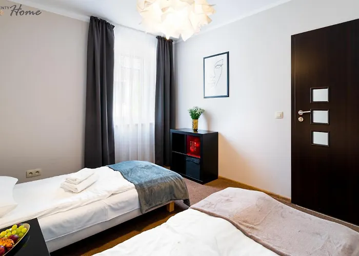 Апартаменты Czerwony Dworek - Duzy Teren Zielony, Plac Zabaw, Miejsce Na Grilla I Staw Z Mozliwoscia Wedkowania, Boisko